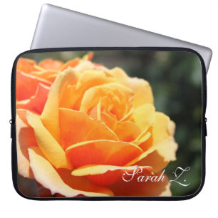 Housse Pour Ordinateur Portable Fleur de rose jaune magnifique, avec son nom.