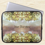 Housse Pour Ordinateur Portable Fleurs de premier ressort PCM1<br><div class="desc">Peinture Collection "First Spring Flowers PCM1" Protégez votre ordinateur portable avec un manchon personnalisé. Fabriquées avec 100% néoprène, ces manches légères et résistantes à l'eau paraîtront agréables avec votre texte personnalisé. Idéal pour voyager ou simplement pour un usage quotidien. Personnalisez la page produit ou cliquez sur le bouton "Personnaliser" pour...</div>