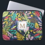 Housse Pour Ordinateur Portable Floral tropical vibrant | Manche d'ordinateur port<br><div class="desc">Le feuillage vibre de fleurs tropicales sauvages et de feuilles avec différents arrière - plans et motifs artistiques. Monogramme dans la police sans serif sur le porte-rectangle double</div>