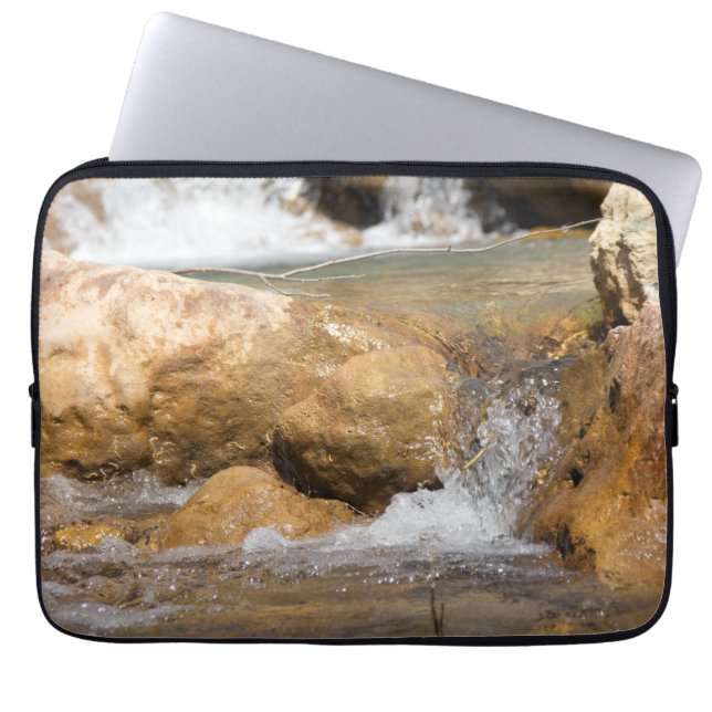 Housse Pour Ordinateur Portable Flux orageux au printemps (Devant)