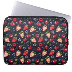 Housse Pour Ordinateur Portable Fraises et cerises sur un arrière - plan sombre