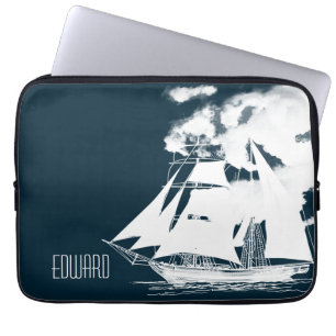 Housse Pour Ordinateur Portable Grand navire et nuages Nautique