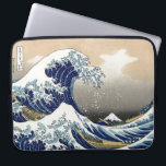 Housse Pour Ordinateur Portable Grande vague de Hokusai outre de tsunami de<br><div class="desc">Grande vague de Hokusai outre de Kanagawa peignant tsunami de l'eau de vague d'artiste de Hokusai Katsushika le grand d'ère japonaise d'Edo</div>