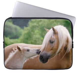 Housse Pour Ordinateur Portable Haflinger Cute Horses Foin et Maman Cuddling Kiss