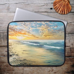Housse Pour Ordinateur Portable Happy at the Beach Laptop Sleeve<br><div class="desc">Manche d'ordinateur portable avec image de coucher de soleil à la plage,  avec vos textes personnalisés (facultatif).</div>