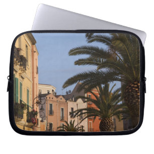 Housse Pour Ordinateur Portable Italie, Sardaigne, Cagliari. Bâtiments et palmiers