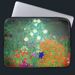 Housse Pour Ordinateur Portable Jardin aux fleurs Gustav Klimt<br><div class="desc">Manche d’ordinateur portable avec peinture à l’huile de Gustav Klimt Jardin aux fleurs (1906). Un beau jardin de fleurs violettes,  rouges,  blanches,  bleues et oranges. Un grand cadeau pour les amateurs d'art Art Nouveau et autrichien.</div>