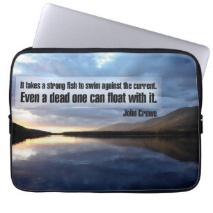 Housse Pour Ordinateur Portable John Crowe Citation Inspirationnelle "Poisson fort