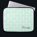 Housse Pour Ordinateur Portable Joli motif vert en bon état mignon élégant<br><div class="desc">Menthe moderne et motif blanc d'ananas.</div>