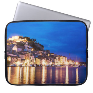 Housse Pour Ordinateur Portable La ville croate de Sibenik la nuit