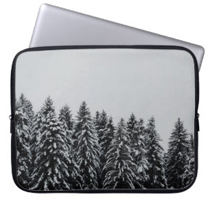 HOUSSE POUR ORDINATEUR PORTABLE L'ARBRE COUVERT LA NEIGE SOUS LE CIEL NUAGE