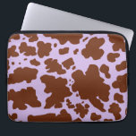 Housse Pour Ordinateur Portable Lilac Purple moderne et peau Brown de vache Imprim<br><div class="desc">Poster de animal en peau de vache moderne et tendance dans des couleurs pastel violet,  lavande,  lilas. Impression de vaches cowboy élégante pour une cowgirl moderne.</div>