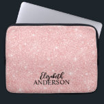 Housse Pour Ordinateur Portable Manches élégantes pour ordinateur portable à Parti<br><div class="desc">Cette pochette d'ordinateur portable fillette personnalisée a votre nom en texte noir sur un bel arrière - plan parties scintillant rose. Customisez le coque portable avec le nom de votre choix pour que quelqu'un se sente spécial. Fait un cadeau amusant pour les anniversaires ou pour Noël, et parfait pour le...</div>
