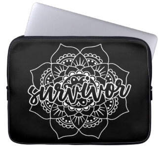 Housse Pour Ordinateur Portable Mandala, la survivante du cancer en blanc