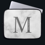 Housse Pour Ordinateur Portable Marbre blanc Monogramme personnalisé et nom<br><div class="desc">Monogramme personnalisé et cadeaux de nom avec monogramme personnalisé et nom dans le style de police serif classique.</div>