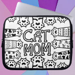 Housse Pour Ordinateur Portable Mignonne maman chat noir et blanc avec pattes de c<br><div class="desc">Maman de chat noir et blanc avec pattes de chat manche portable Rendre votre aimé heureux avec cette manche d'ordinateur portable avec un design noir et blanc avec beaucoup de pattes de chat sur elle qui dit maman chat. La pochette idéale pour portable pour la fête des mères et pour...</div>