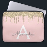 Housse Pour Ordinateur Portable Monogramme à Parties scintillant d'or rose pâle<br><div class="desc">Blush rose et or Faux Dripping moderne et élégante Parties scintillant fille et Coque de Monogramme élégant étincelant. Ce coque peut être customisé pour inclure votre nom initial et prénom.</div>