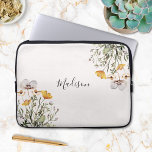 Housse Pour Ordinateur Portable Monogramme Joli Bouquet Fleur sauvage<br><div class="desc">Protégez votre ordinateur portable avec style grâce à notre pochette d'ordinateur portable Monogrammed Pretty Fleur sauvage Bouquet. Personnalisez-le aujourd'hui et faites-le le vôtre !</div>