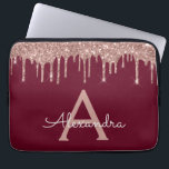 Housse Pour Ordinateur Portable Monogramme Parties scintillant or rose de Bourgogn<br><div class="desc">Bourgogne et rose - Rose Gold Faux Dripping Parties scintillant fille moderne et élégante et Coque monogramme élégant étincelant. Ce coque peut être customisé pour inclure votre nom initial et prénom.</div>