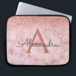 Housse Pour Ordinateur Portable Monogramme Rose en or Parties scintillant en marbr<br><div class="desc">Glam Rose Gold - Pink Ombre Faux Parties scintillant et Sparkle Marble Pierre Coque moderne et élégant Monogram. Ce coque peut être customisé pour inclure votre nom initial et prénom.</div>