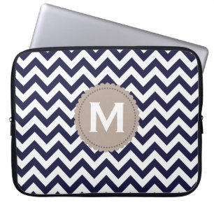 Housse Pour Ordinateur Portable Motif blanc de Chevron de monogramme de bleu