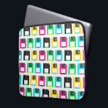 Housse Pour Ordinateur Portable Motif couleur  de pixels de disquette rétro<br><div class="desc">Manche motif retro colorée et cool.</div>