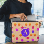 Housse Pour Ordinateur Portable Motif Pois Abstrait<br><div class="desc">Améliorez votre style technologique grâce à notre ordinateur portable Motif Pois Abstrait. Ce coque tendance et protecteur allie esthétique moderne et fonctionnalité, ce qui en fait l'accessoire parfait pour votre ordinateur portable. Dispose d'un motif pois abstrait avec des cercles ludiques dans un mélange de tonalités vibrantes et neutres, donnant à...</div>