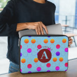 Housse Pour Ordinateur Portable Motif Pois Abstrait<br><div class="desc">Améliorez votre style technologique grâce à notre ordinateur portable Motif Pois Abstrait. Ce coque tendance et protecteur allie esthétique moderne et fonctionnalité, ce qui en fait l'accessoire parfait pour votre ordinateur portable. Dispose d'un motif pois abstrait avec des cercles ludiques dans un mélange de tonalités vibrantes et neutres, donnant à...</div>