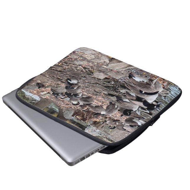 Housse Pour Ordinateur Portable Oies dans le parc (Devant bas)