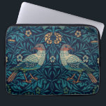 Housse Pour Ordinateur Portable Oiseaux William Morris. Motif vintage animal bleu<br><div class="desc">Manche portable William Morris "Birds". Motif vintage animal bleu.</div>