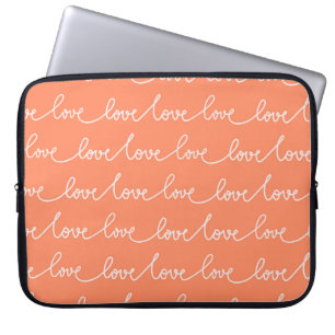 HOUSSE POUR ORDINATEUR PORTABLE ORANGE PASTEL AVEC SCRIPT D'AMOUR BLANC