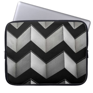 HOUSSE POUR ORDINATEUR PORTABLE PAPIER NOIR ET BLANC CHEVRON