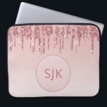 Housse Pour Ordinateur Portable Parties scintillant de séchage Rose Rose or Monogr<br><div class="desc">Blush Pink - Rose Gold Faux Parties scintillant à goutte et Élégant Coque d'ordinateur portable Monogram. Ce coque monogrammé peut être customisé pour inclure votre nom initial et prénom.</div>