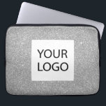 Housse Pour Ordinateur Portable Parties scintillant moderne Argent - Logo sur mesu<br><div class="desc">Silver Moderne et professionnel Faux Parties scintillant et étincelante logo personnalisé promotionnel Portable d'entreprise ou Coque promotionnel pour un cadeau de l'industrie de la beauté. Ce coque peut être customisé pour inclure le logo de votre entreprise ou de votre entreprise.</div>