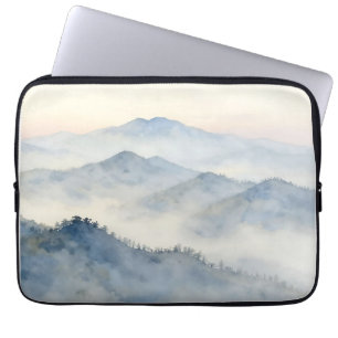 Housse Pour Ordinateur Portable Paysage aquarelle de montagne brumeuse