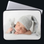 Housse Pour Ordinateur Portable Photo Customisée photo personnelle moderne<br><div class="desc">Créez votre propre pochette photo portable préférée. Cela fait un grand cadeau pour la fête des mères,  la fête des pères,  la fête des grands-parents,  Noël,  anniversaire.</div>
