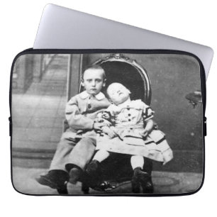 Housse Pour Ordinateur Portable Portrait Vintage Hantant de Frères et Sœurs 