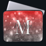 Housse Pour Ordinateur Portable Red & Grey Bokeh Moderne Monogramme Étincelle<br><div class="desc">Cette manche d'ordinateur portable a un arrière - plan de bokeh rouge et gris brillant. Simple et contemporain. Complétez-le avec un monogramme et un nom personnalisés. Créé par Simply Farmhouse Press.</div>