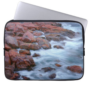 Housse Pour Ordinateur Portable Rivage rocheux avec de l'eau, Canada