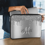 Housse Pour Ordinateur Portable Rose Gold Parties scintillant Drives Metal Monogra<br><div class="desc">Cette conception peut être personnalisée dans la zone fournie en modifiant la photo et/ou le texte. Vous pouvez également le customiser en cliquant sur Personnaliser ce Modèle, puis en choisissant l'option cliquer pour customiser et supprimer ou modifier la couleur de l'arrière - plan, ajouter du texte, modifier la couleur ou...</div>