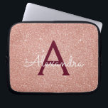 Housse Pour Ordinateur Portable Rose Rose Or Bourgogne Parties scintillant étincel<br><div class="desc">Parties scintillant Blush Pink et Rose Gold Burgundy Faux et Coque Monogramme Élégant. Ce coque peut être customisé pour inclure votre nom initial et prénom.</div>