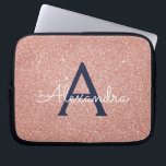 Housse Pour Ordinateur Portable Rose Rose Rose Gold Marine Parties scintillant ble<br><div class="desc">Parties scintillant Blush Rose et Rose Gold Navy Blue Faux et Coque Monogramme Élégant. Ce coque peut être customisé pour inclure votre nom initial et prénom.</div>