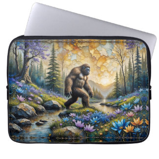Housse Pour Ordinateur Portable Sasquatch in Floral Mountain valley