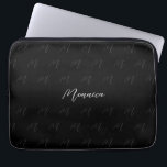 Housse Pour Ordinateur Portable Script élégant en noir monogramme urbain<br><div class="desc">Art numérique</div>