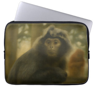 Housse Pour Ordinateur Portable Singe contemplatif - Serene Wildlife Art
