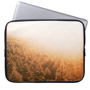 HOUSSE POUR ORDINATEUR PORTABLE SOLEIL D'OR SUR UNE FORÊT