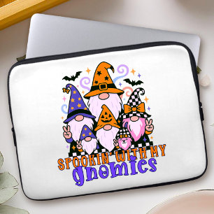 Housse Pour Ordinateur Portable Spookin’ Avec Mes Gnomies : Amis Rétro Halloween