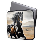Housse Pour Ordinateur Portable Stallion in Full Stride (devant gauche)