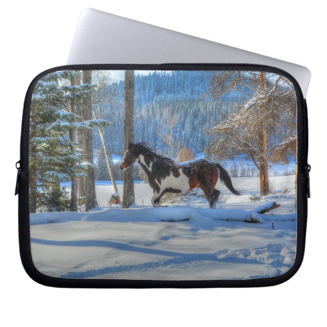 Housse Pour Ordinateur Portable Stallion Pinto Paint & Neige d'hiver (Devant)