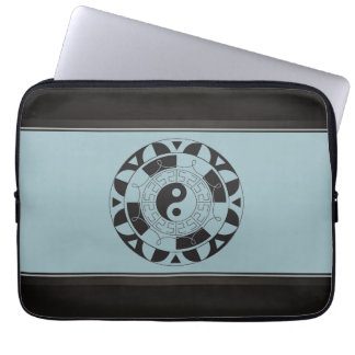 Housse Pour Ordinateur Portable Symbole Yin Yang sur fond bleu